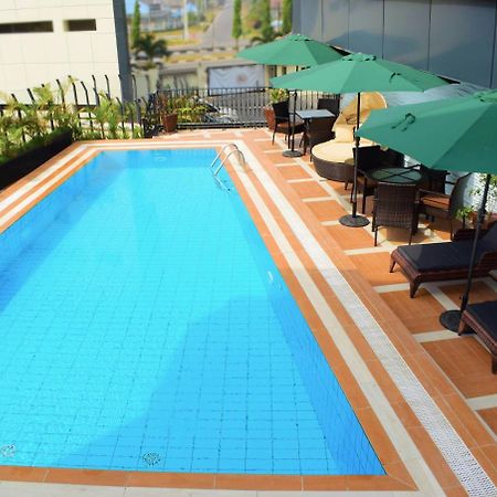 Monty Suites & Golf Uyo Dış mekan fotoğraf