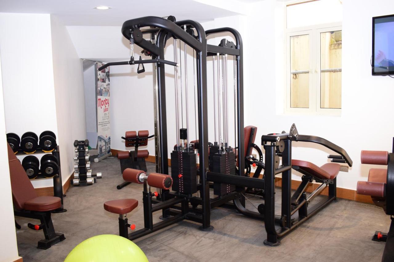 Monty Suites & Golf Uyo Dış mekan fotoğraf