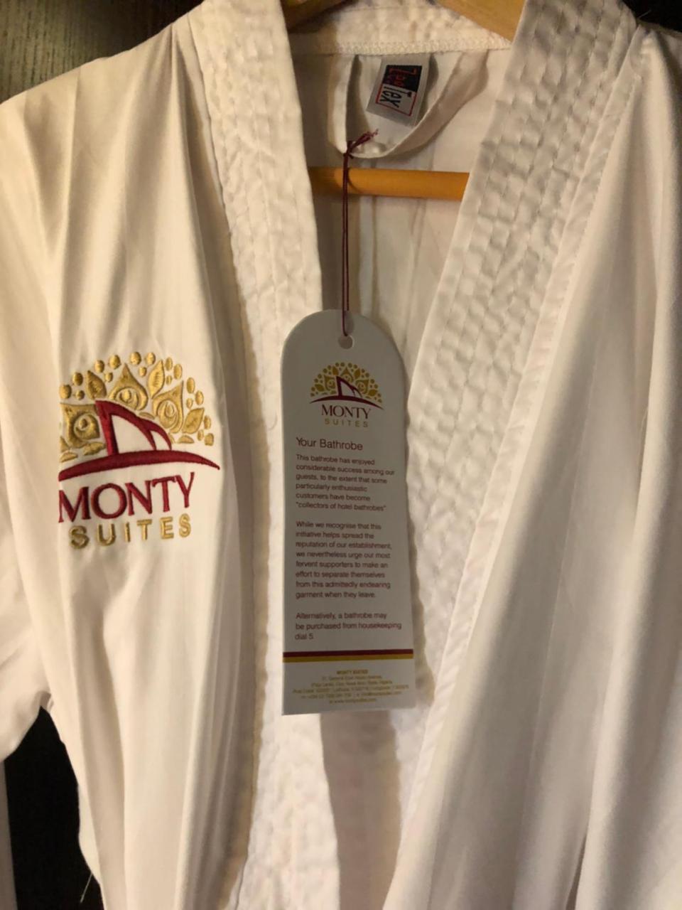 Monty Suites & Golf Uyo Dış mekan fotoğraf